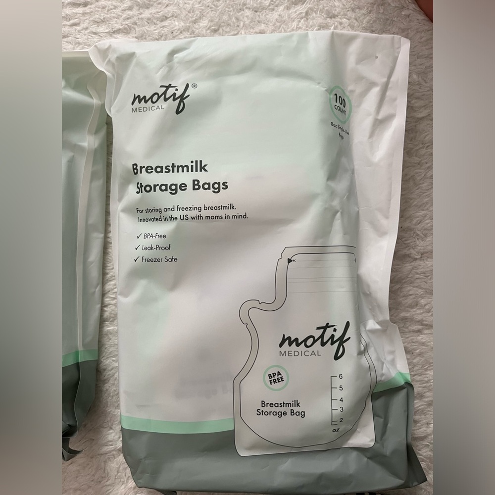 Breast milk storage bags 100 ct